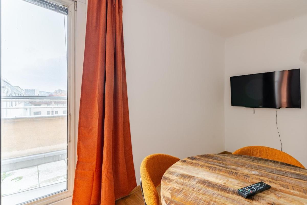 10 Minutes To City Centre And Next To Wien Hbf And Easy From Airport Extérieur photo
