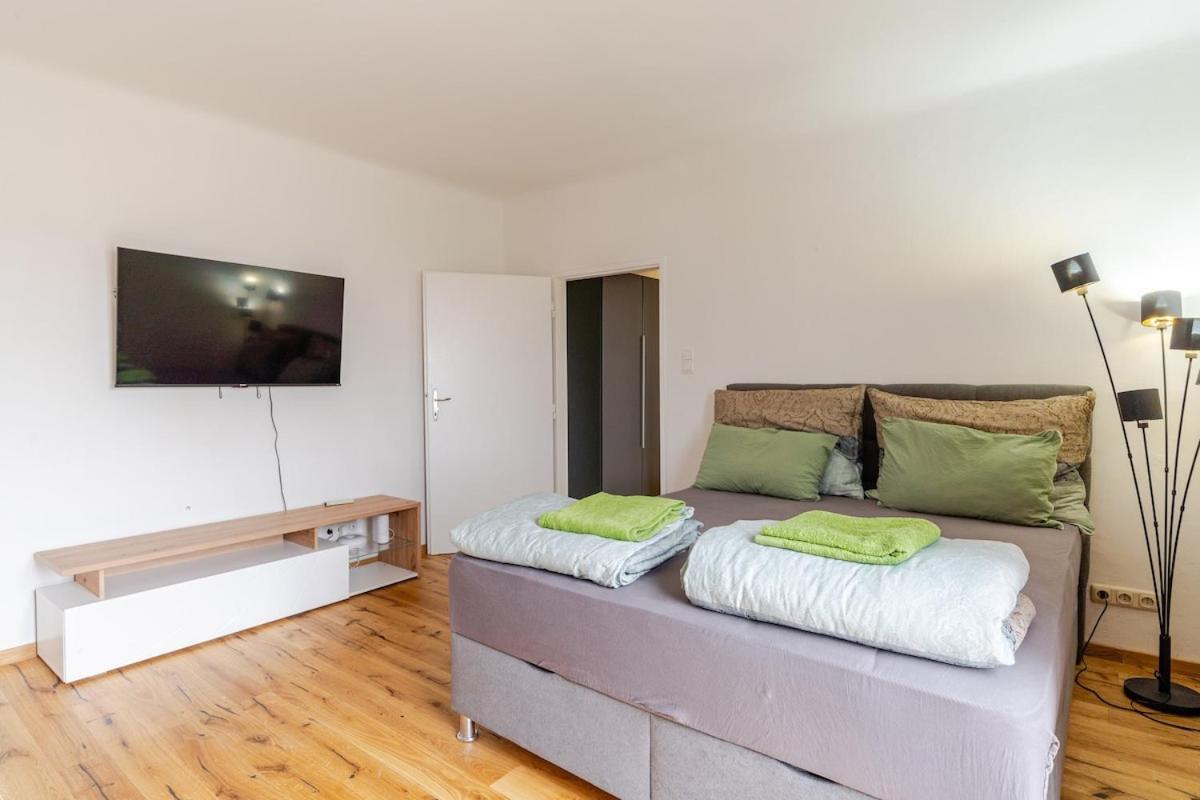 10 Minutes To City Centre And Next To Wien Hbf And Easy From Airport Extérieur photo
